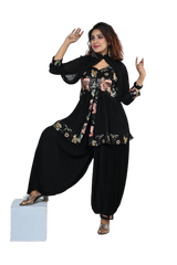 Noir Elegance Georgette Floral Embroidery Kurti Set